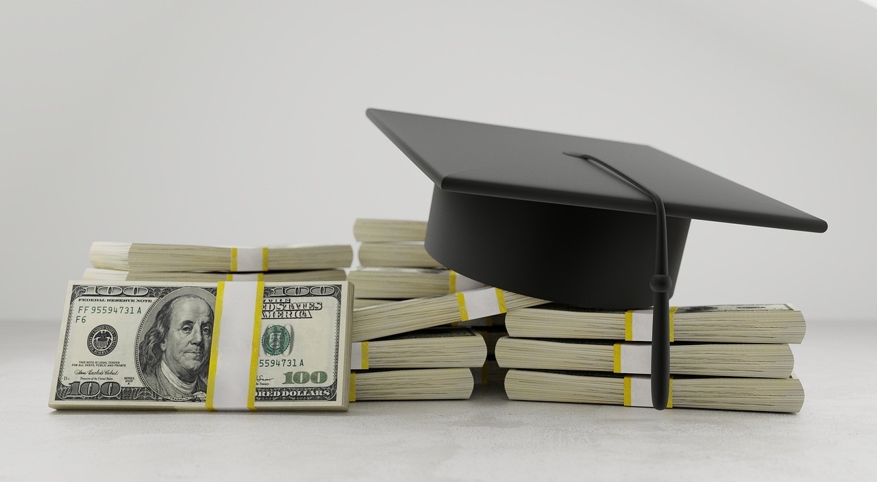 Saving For College: 10 Benefits of a 529 Plan